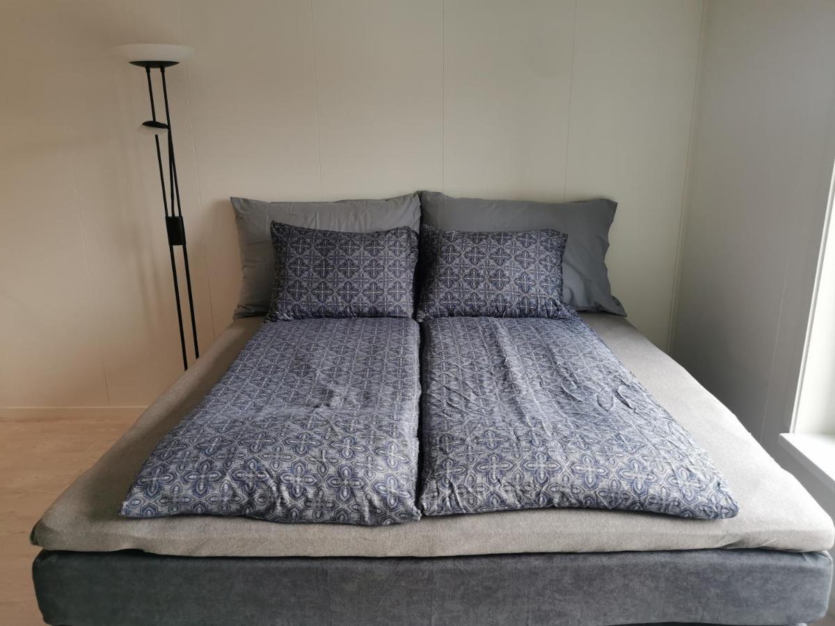 Lofoten Studio Apartment, Vestermyrveien 11 Svolvær Extérieur photo