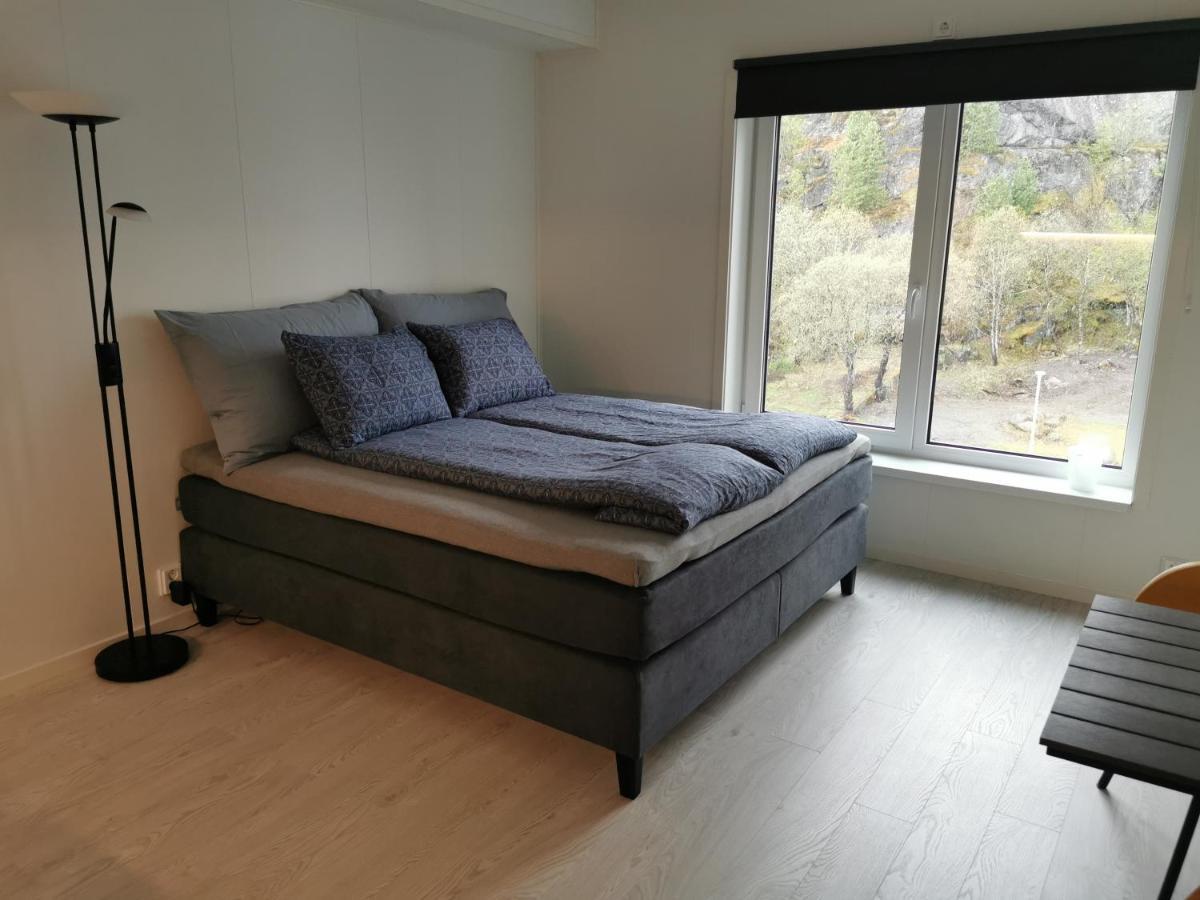 Lofoten Studio Apartment, Vestermyrveien 11 Svolvær Extérieur photo